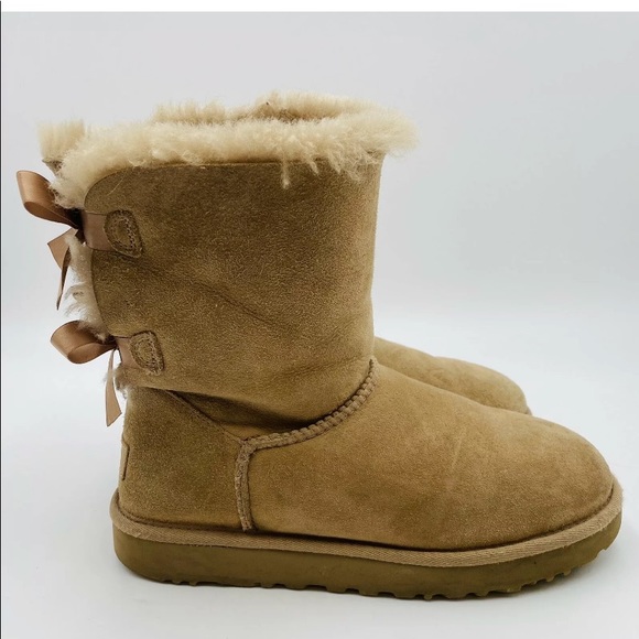 UGG Bailey Bow II - Picture 5 of 9